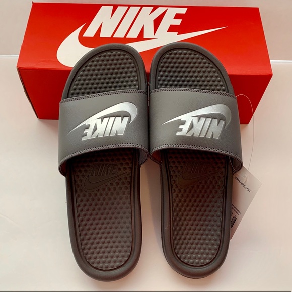 🔥Nike SALE🔥NEW Benassi JDI Sandals - Picture 2 of 8